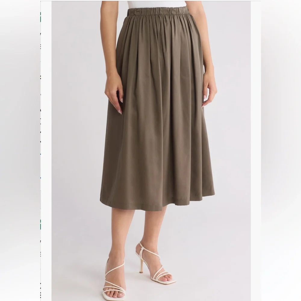 Renee C. Olive Green Midi skirt